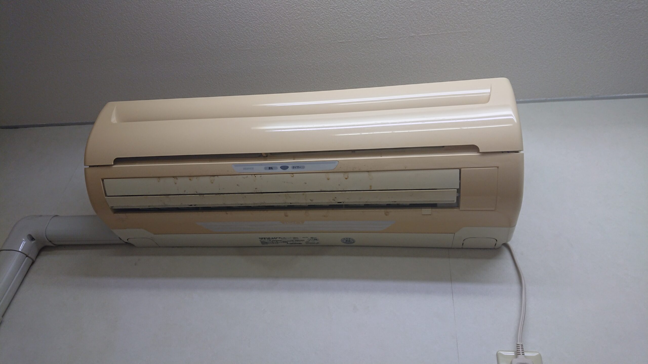 江東区の病院の古いエアコンクリーニング！